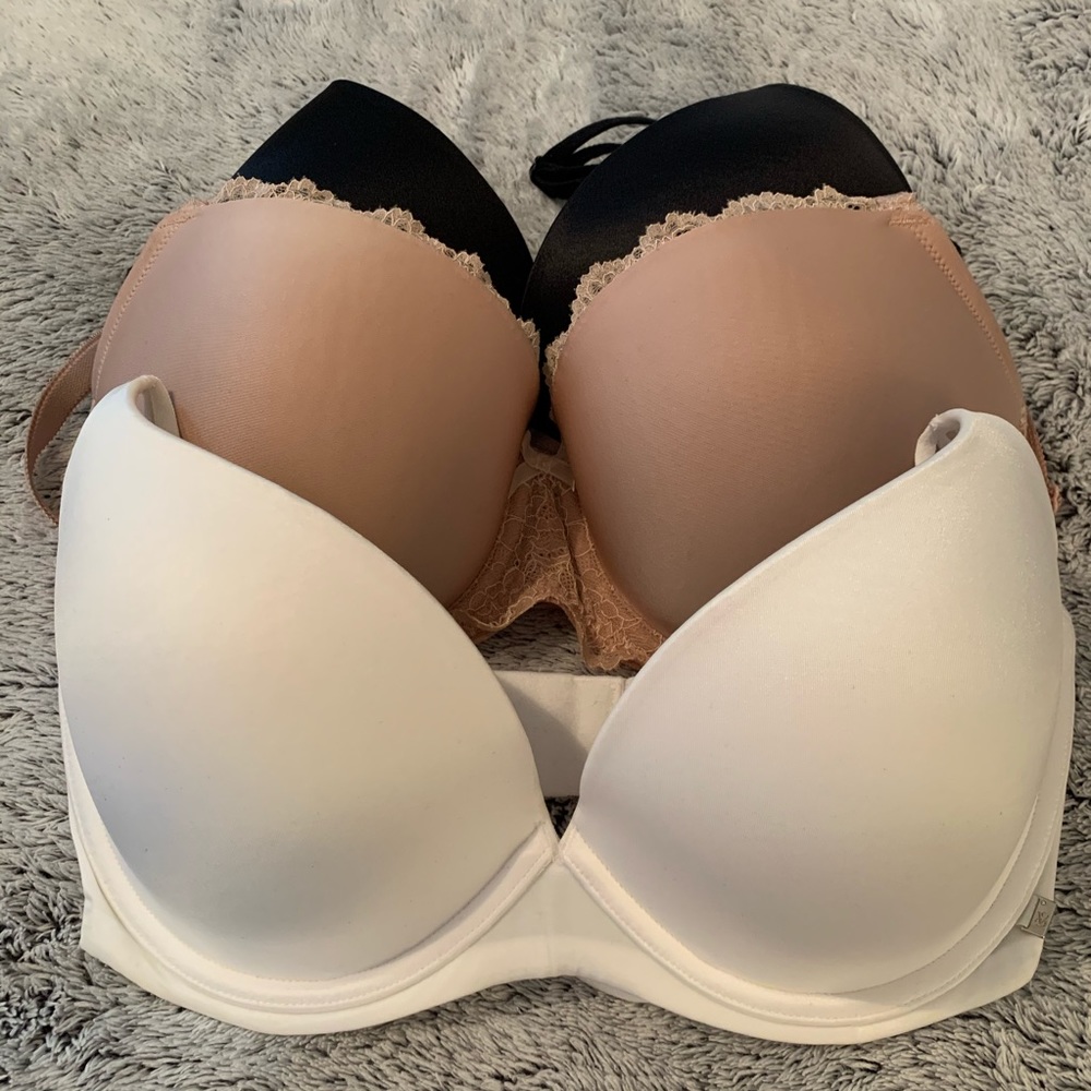 $20 BUNDLE Victoria’s Secret Bras